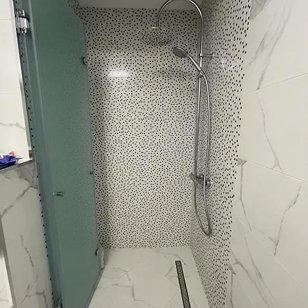 Emily & Nasi 公寓 *